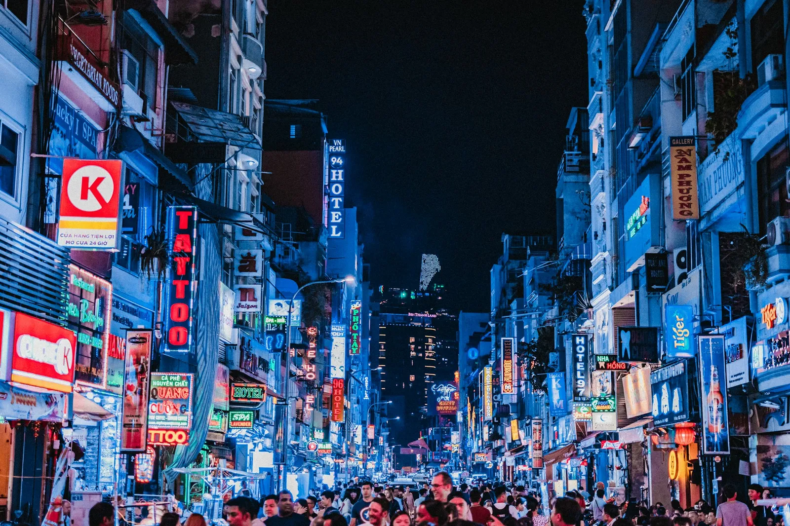 Photo by Georgios Domouchtsidis / Unsplash The city that never sleeps, took this shot at Bui Vien street in Ho Chi Minh, one of the most crazy party streets that i have seen!