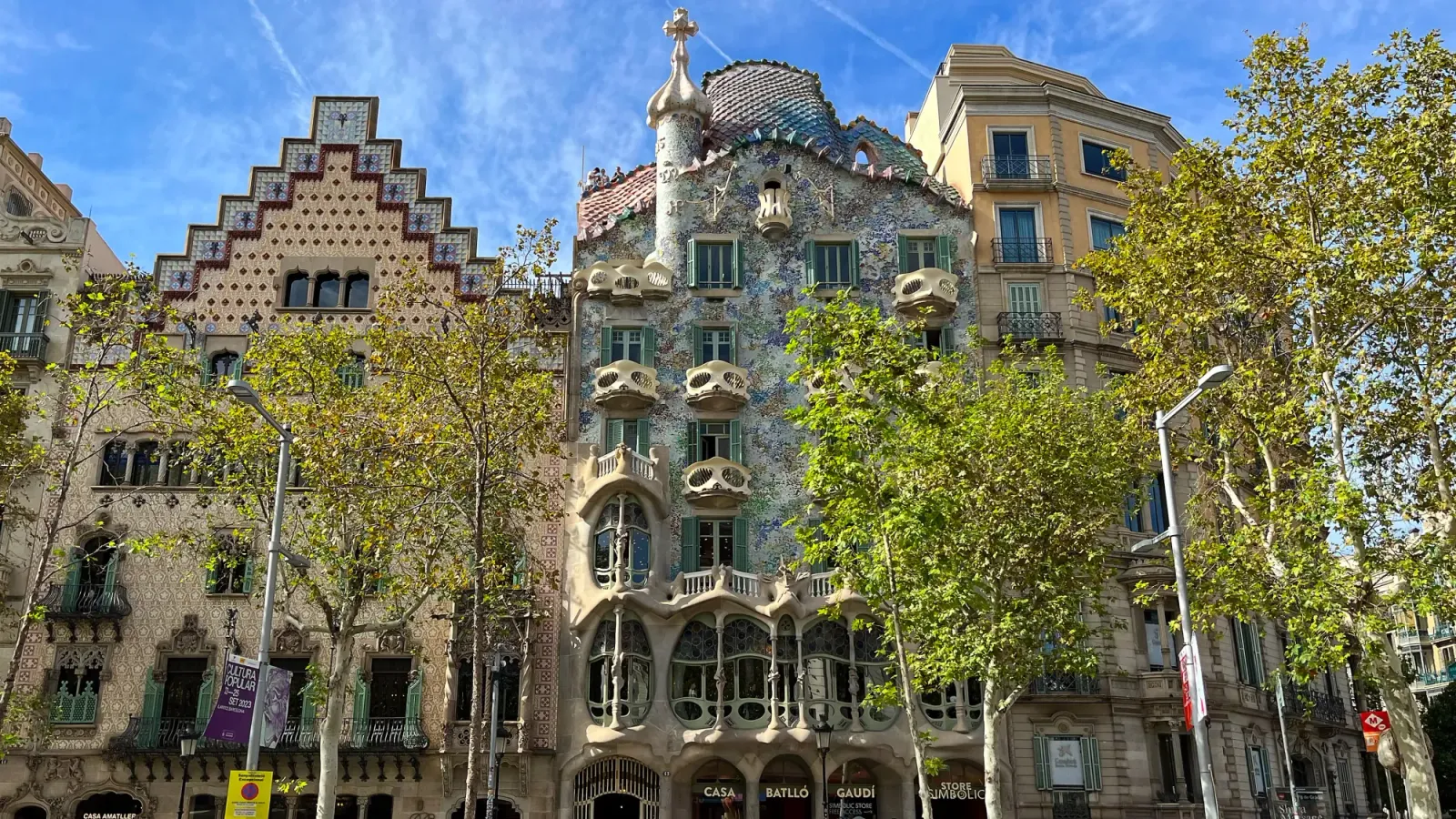 Casa Batlló by Mr. Wanderer Ornate facade of a home with wonky balconies and lots of tiles